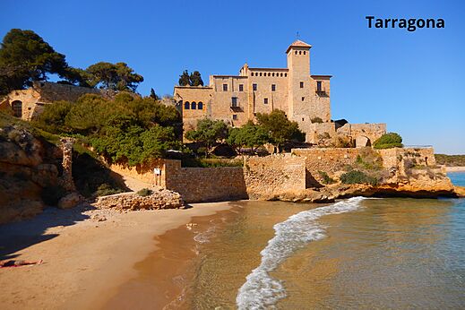 Schloss Tamarit am Strand in der N�he von Tarragona, Katalonien.