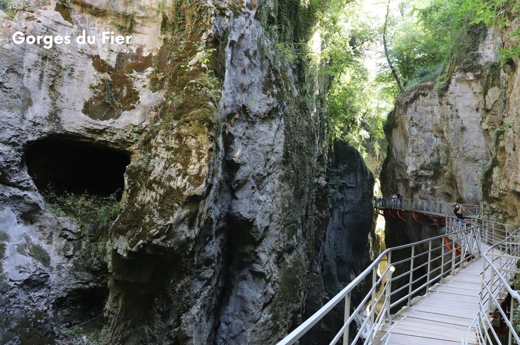 Aloua, Holiday Park Rhone Alpes - 14