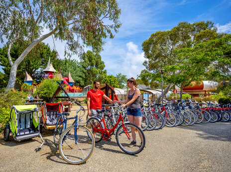 Fahrradverleih und Kinderanhänger am Campingplatz CAPFUN An Trest SARZEAU (56).