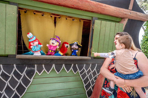 Puppentheater für Kinder auf dem Campingplatz CAPFUN Arbois du Castellet in LE CASTELLET (83).