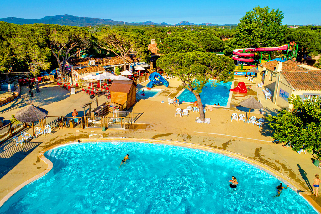 Les Aubrdes, Holiday Park Provence Alpes Cote d'Azur - 6