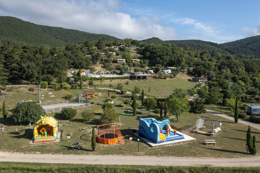 Bastets, Holiday Park Rhone Alpes - 6