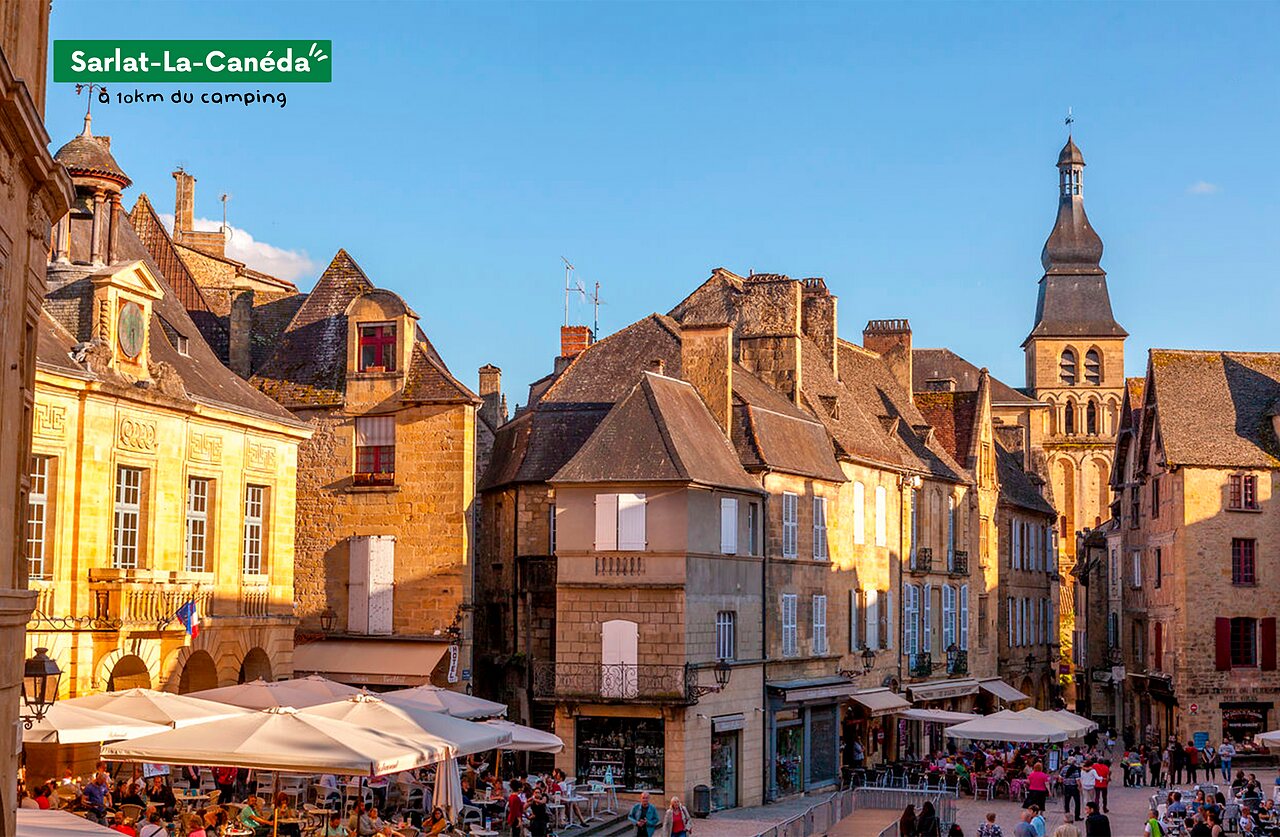 Historic center of Sarlat-La-Can�da, medieval town in P�rigord, near the campsite.