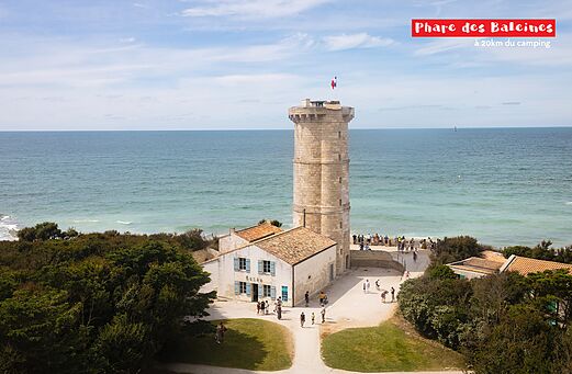 Phare des Baleines, ikonisches historisches Denkmal auf der �le de R�, Charente-Maritime.