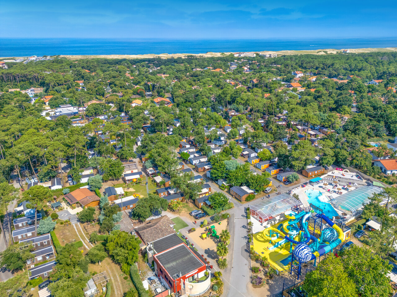 Water park, accommodations, ocean at VAGUES OCEANES Boudigau campsite, LABENNE OCEAN.