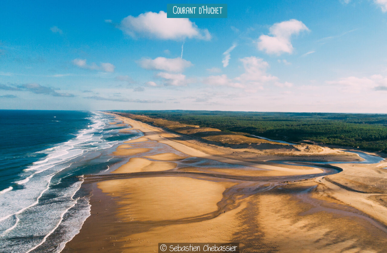 Courant d'Huchet, coastal river winding through dunes and forest in Les Landes.