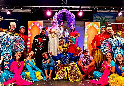 Animationsshow auf dem Campingplatz CAPFUN La Chênaie in PORNIC (44).
