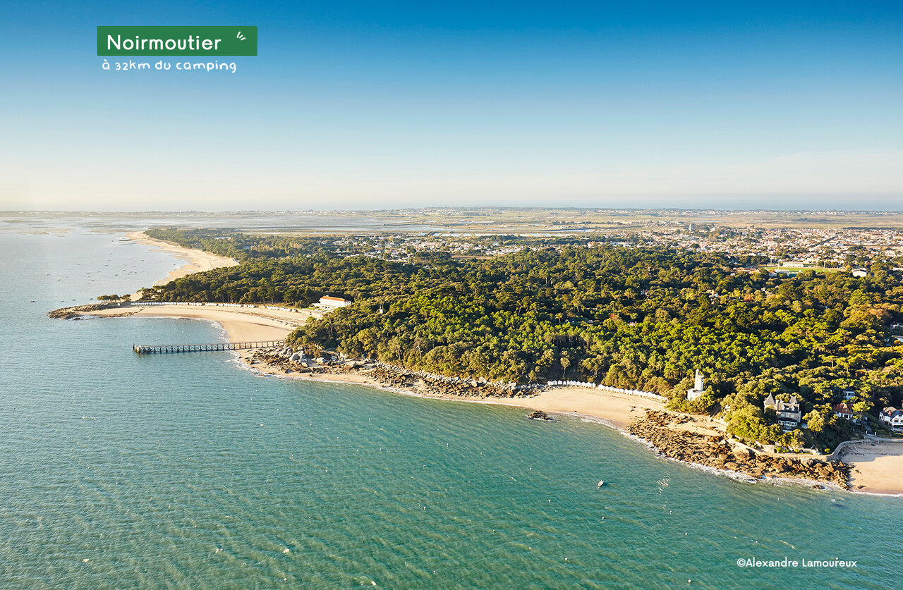 Luftaufnahme der Insel Noirmoutier, ihrer Str�nde und K�stenw�lder.