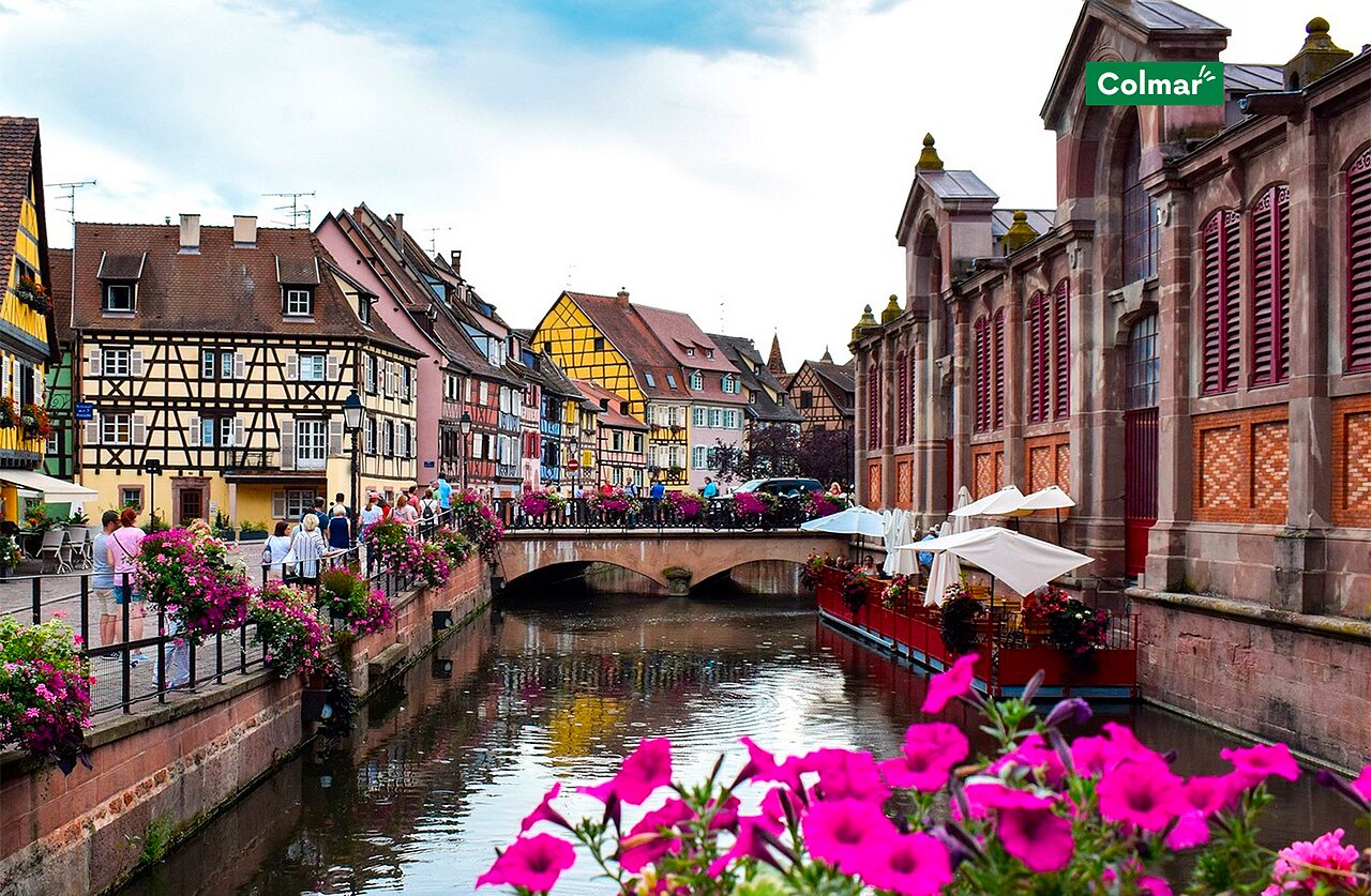 Wijk Klein Veneti� in Colmar, kleurrijke huizen langs het kanaal in de Elzas.