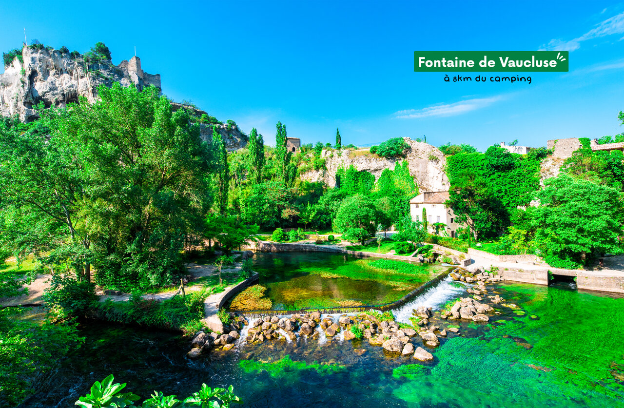 Quelle der Sorgue, Dorf Fontaine-de-Vaucluse, Provence, in der N�he des Campingplatzes.