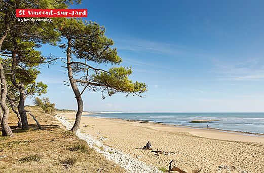 Fijn zandstrand in Saint-Vincent-sur-Jard, nabij Jard-sur-Mer in de Vend�e.