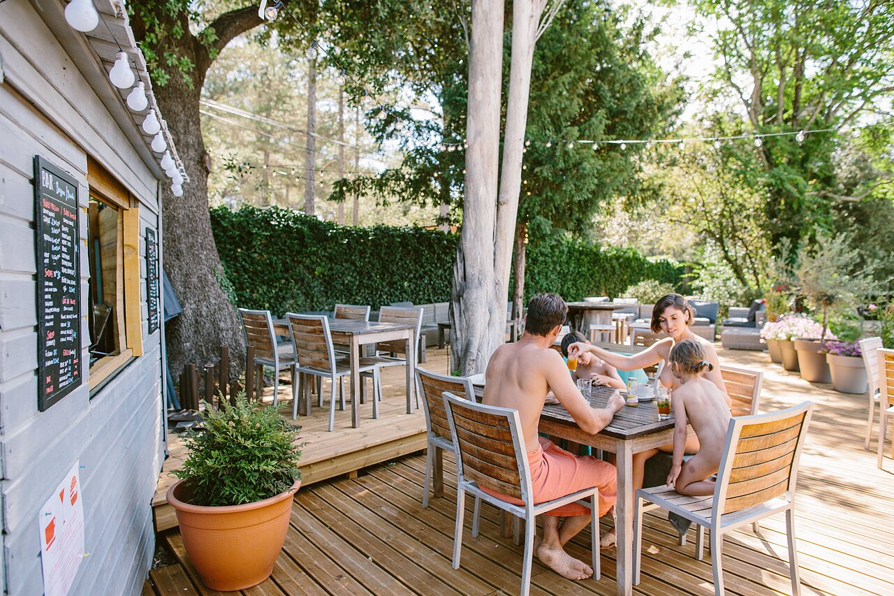 Naturiste Belezy, Campingplatz Provence-Alpes-C�te d'Azur - 38