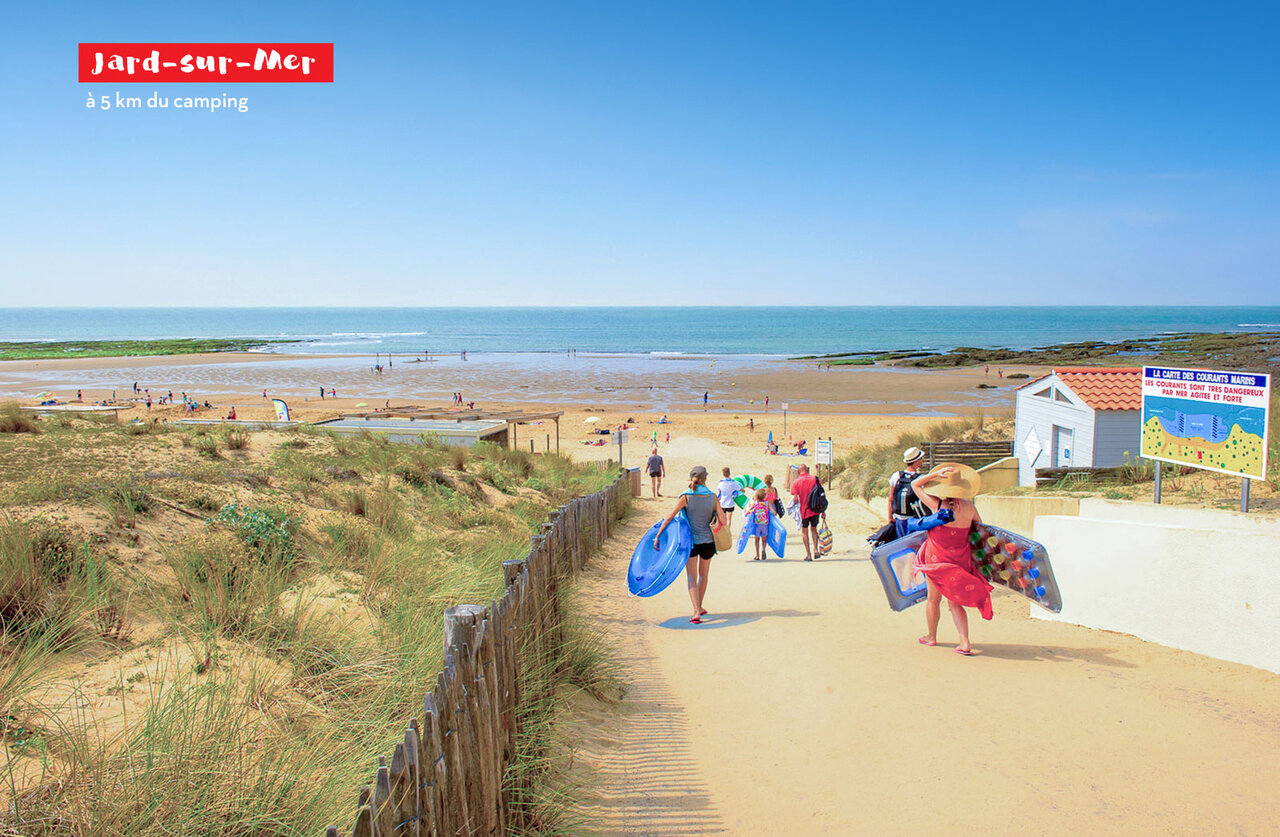 Feiner Sandstrand in Jard-sur-Mer, Vend�e, perfekt zum Schwimmen.