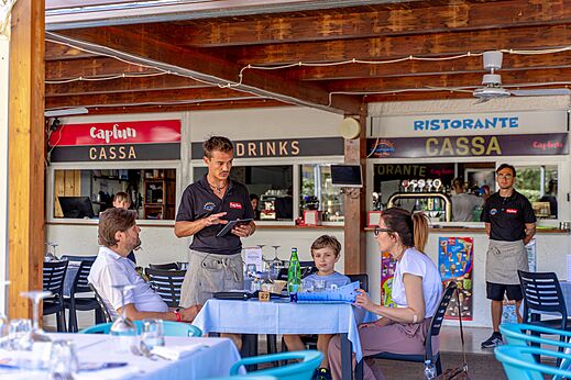 Restaurant und Bar des Campingplatzes CAPFUN Europing in Tarquinia (01).
