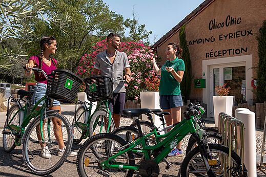 Fahrradverleih und Rezeption auf Campingplatz CLICOCHIC Eyrieux, Les OLLIERES-SUR-EYRIEUX.