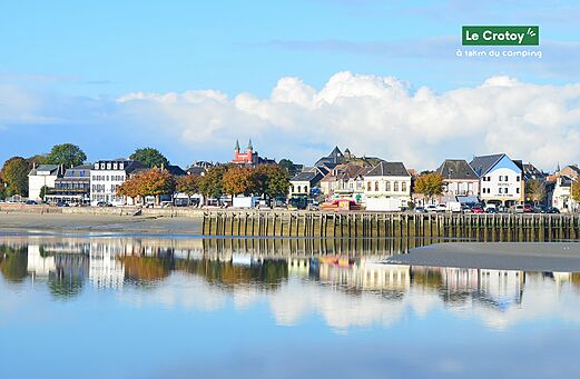Le Crotoy, charmante ville portuaire avec ses maisons color�es et la Baie de Somme.
