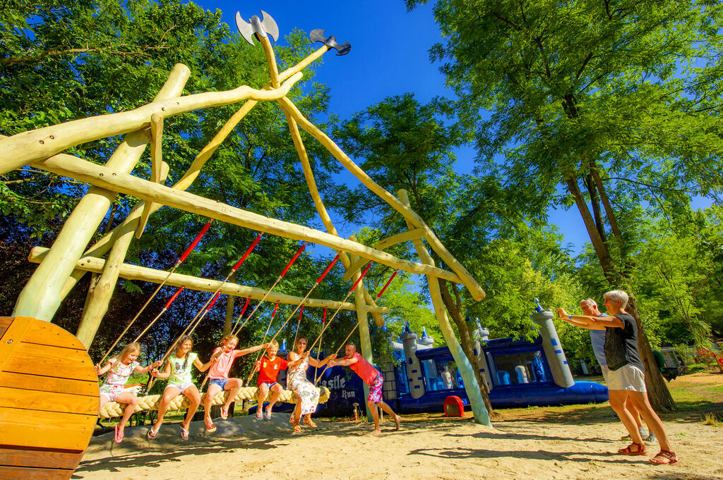 Filament, Campingplatz Languedoc Roussillon - 11