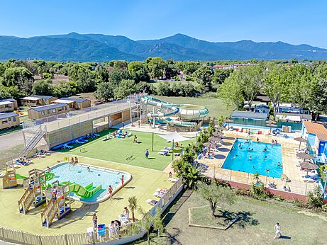 Schwimmbäder, Rutschen, Wasserspiele auf Campingplatz VAGUES OCEANES Au Flamenco, Argelès-sur-Mer.