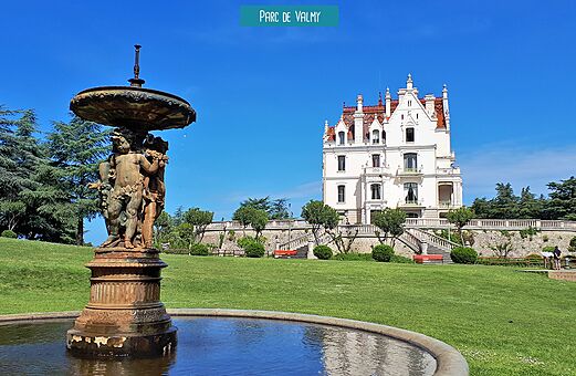 Brunnen und Schloss im Parc de Valmy, zu besuchen in Argelès-sur-Mer (66).