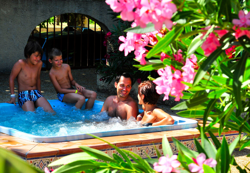 Les Fumades, Holiday Park Languedoc Roussillon - 6