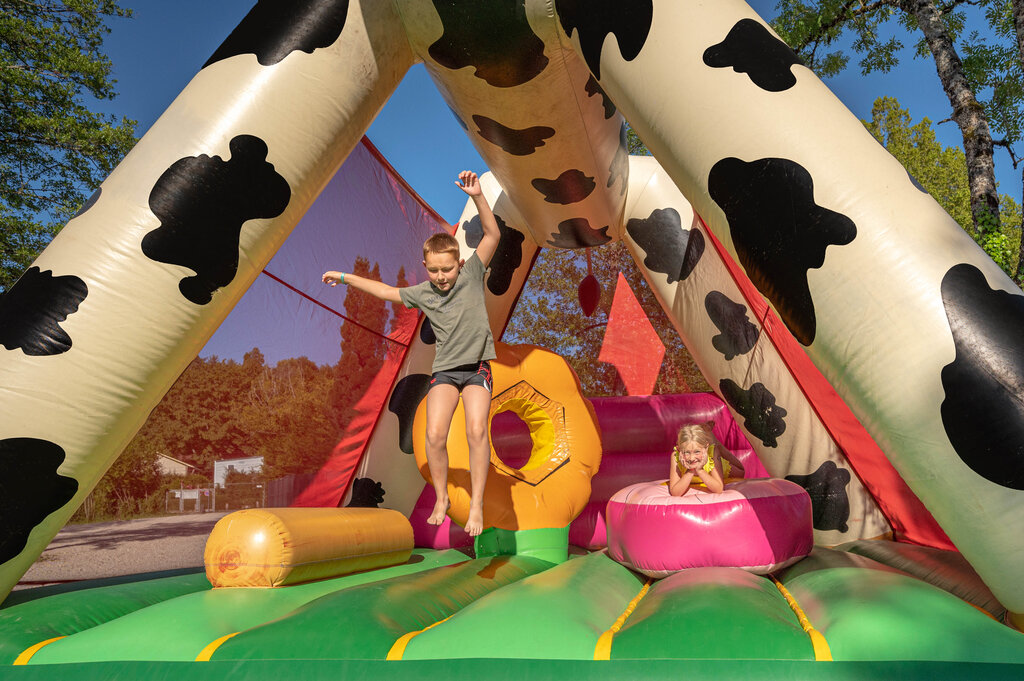 Grisire, Campingplatz Franche Comt - 33