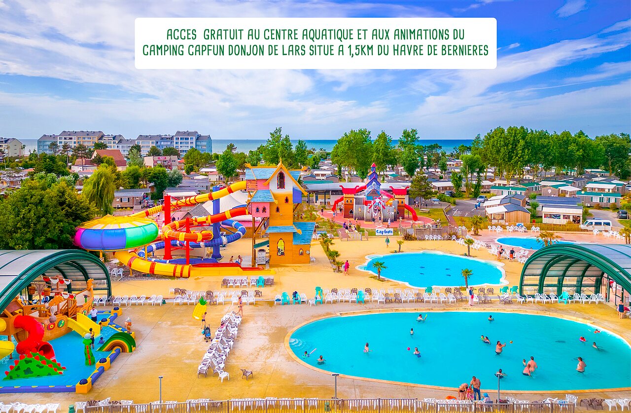 Wasserrutschen, Au�enpools auf dem Campingplatz CLICOCHIC Havre de Berni�res (14).