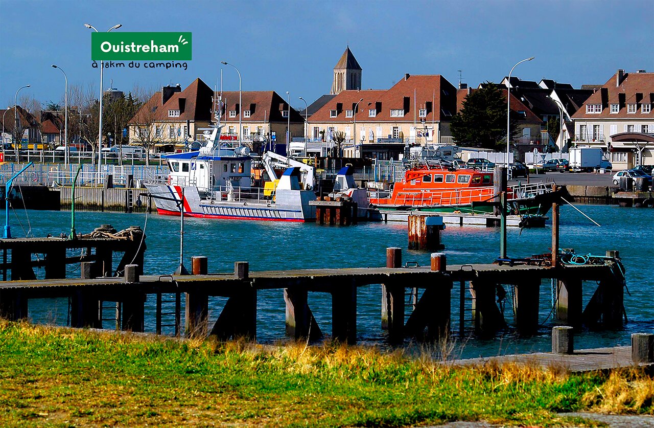 Freizeit- und Fischereihafen von Ouistreham, K�stenstadt in der Normandie.
