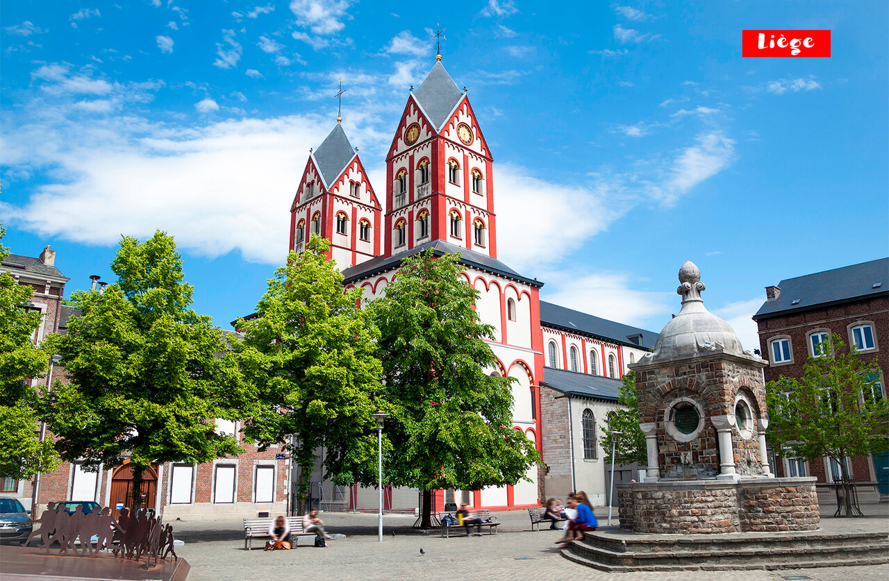 Majest�tische Basilika St. Bartholom�us und Perron-Brunnen, Sehensw�rdigkeiten in L�ttich.