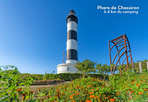Leuchtturm von Chassiron, ikonischer schwarz-weiß gestreifter Leuchtturm auf der Île d'Oléron.