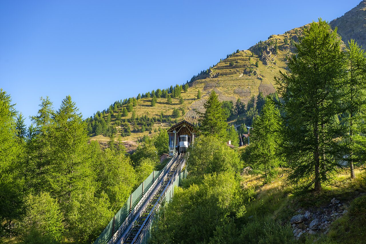 Isola 2000, Camping Provence-Alpes-C�te d'Azur - 9