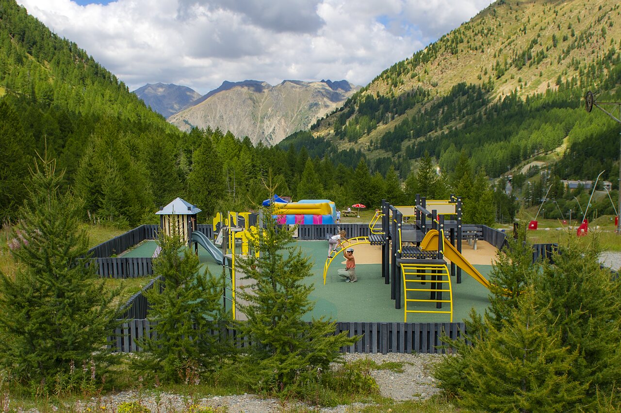 Isola 2000, Camping Provence-Alpes-C�te d'Azur - 12