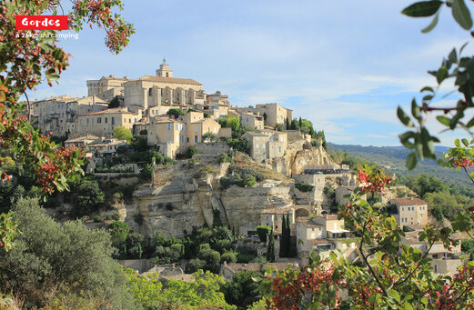 Bergdorf Gordes in der Provence, ein Ausflugsziel nahe LE THOR.