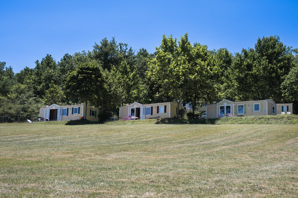 Lac des 3 vall�es, Campingplatz Okzitanien - 26