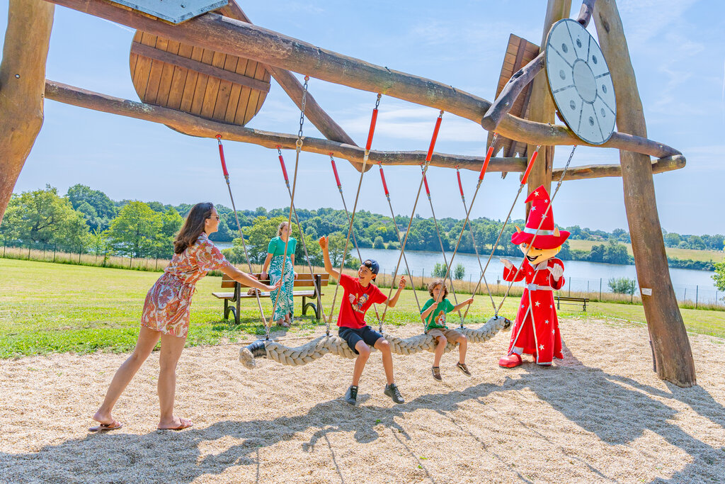 Lac de Ribou, Campingplatz Pays de la Loire - 16