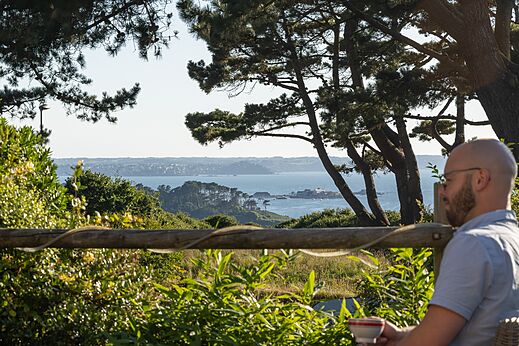 Blick Meer und bretonische K�ste auf dem Campingplatz CLICOCHIC Les plages de Beg L�guer in Lannion (22).