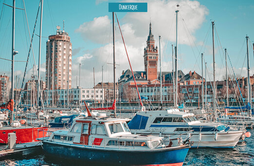 Port de plaisance de Dunkerque avec ses bateaux et bâtiments historiques.