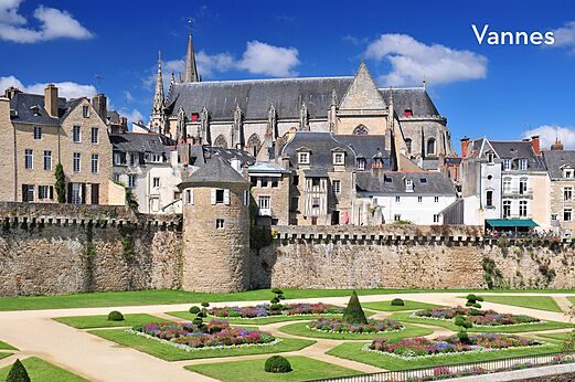 Jardins des Remparts et cath�drale Saint-Pierre, Vannes, Morbihan, � visiter.