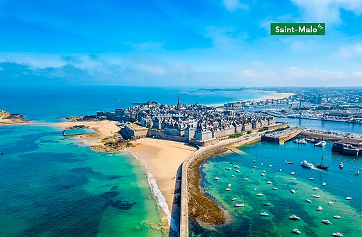 Befestigte Stadt Saint-Malo, historische Korsarenstadt in der Bretagne, zu entdecken.