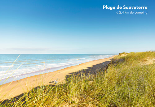 Plage de Sauveterre, vaste �tendue de sable fin et dunes pr�s des Sables d'Olonne.