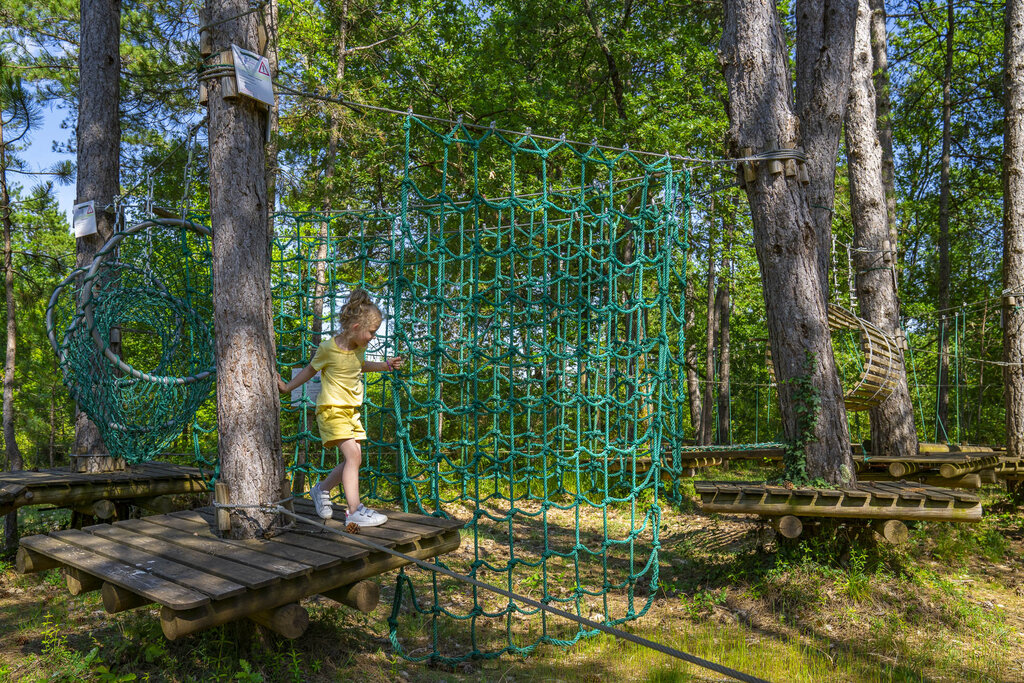 Lou Castel, Campingplatz Aquitanien - 2