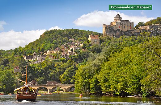 Gabarre-Fahrt auf der Dordogne, mittelalterliches Dorf und Schloss im P�rigord Noir.