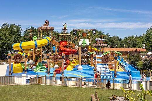 Piraten-Wasserpark, Rutschen Campingplatz CAPFUN Lou Puntaou in LEON (40).