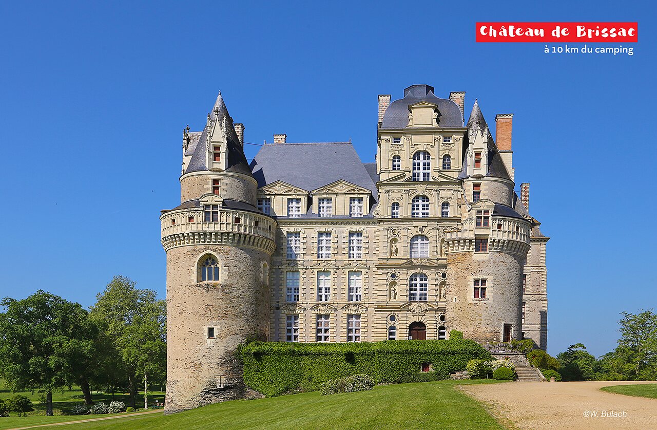 Schloss Brissac, ein wundersch�nes historisches Denkmal zu besichtigen in Pays de la Loire.