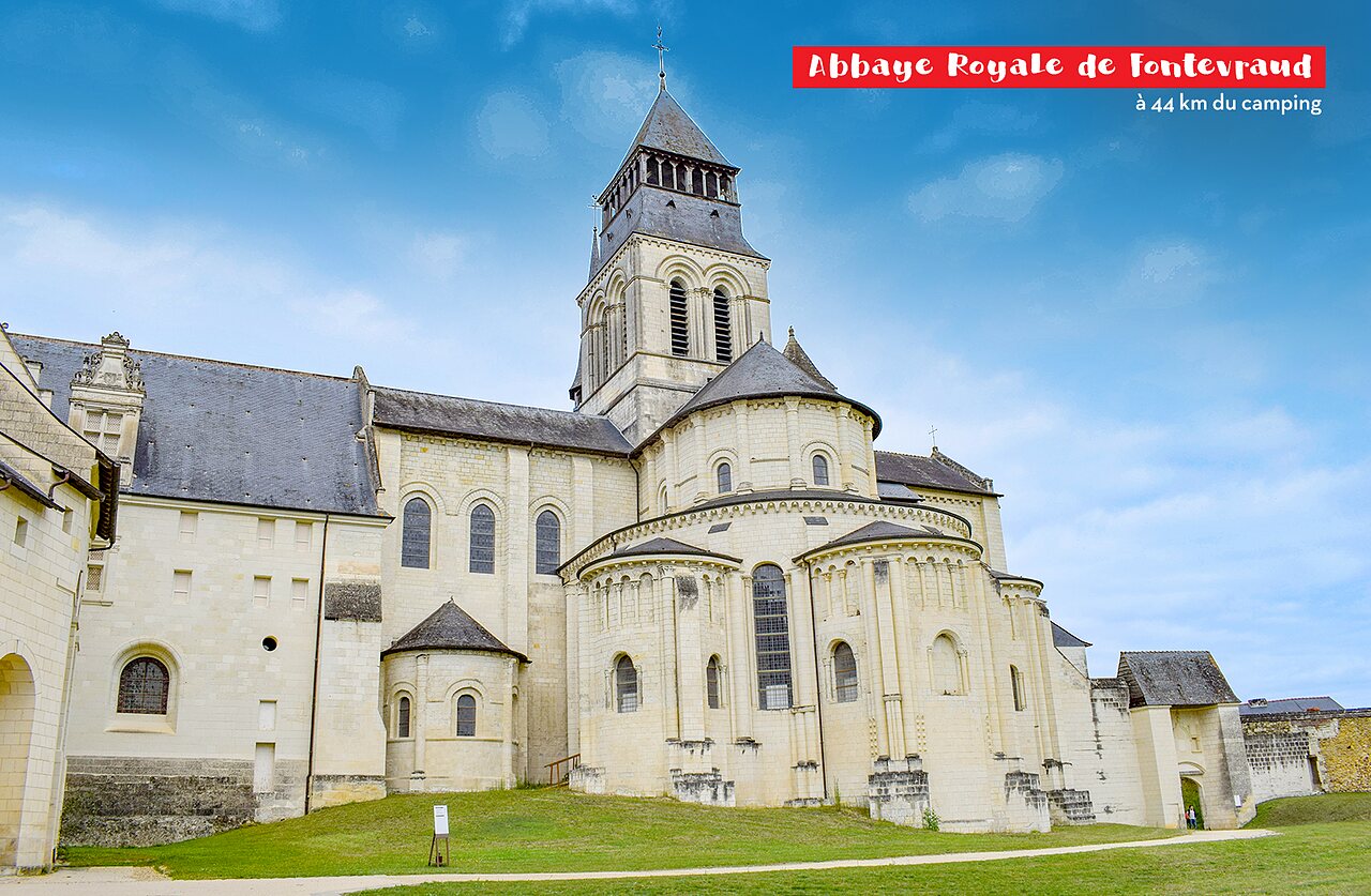K�nigliche Abtei Fontevraud, historisches Denkmal nahe Coutures zu besichtigen.