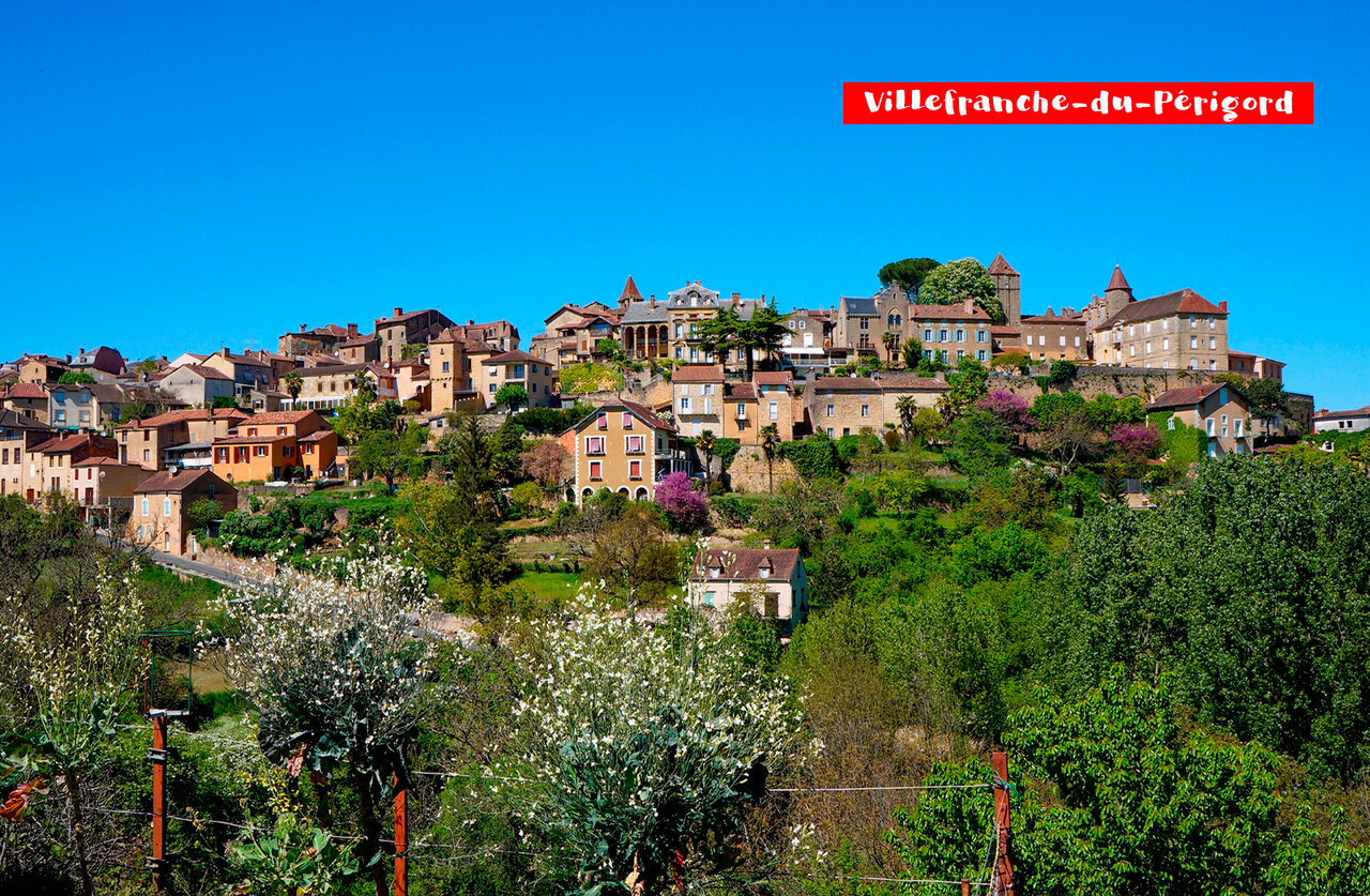 Medieval village of Villefranche-du-P�rigord, a place to visit near the campsite.