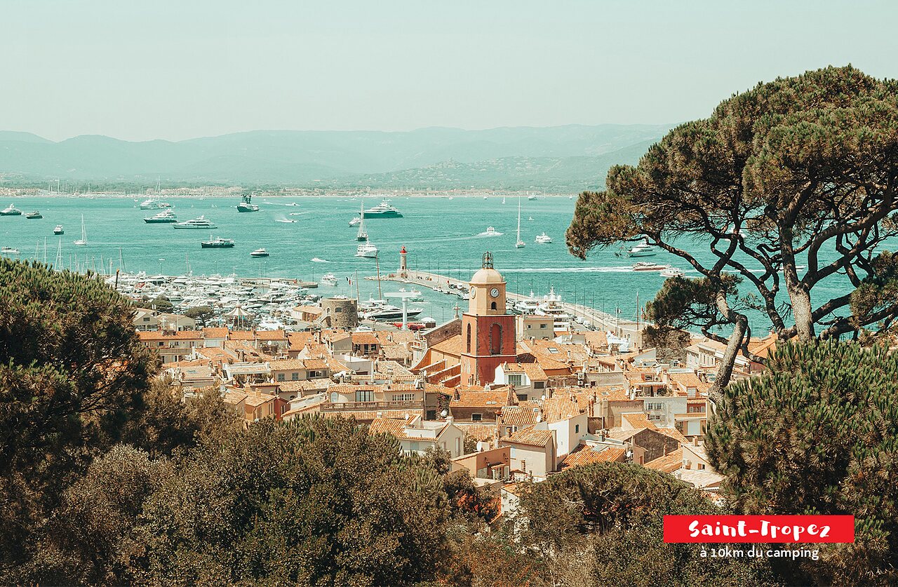 Saint-Tropez, Hafen und Yachten, ein Ort zu besuchen nahe Grimaud.