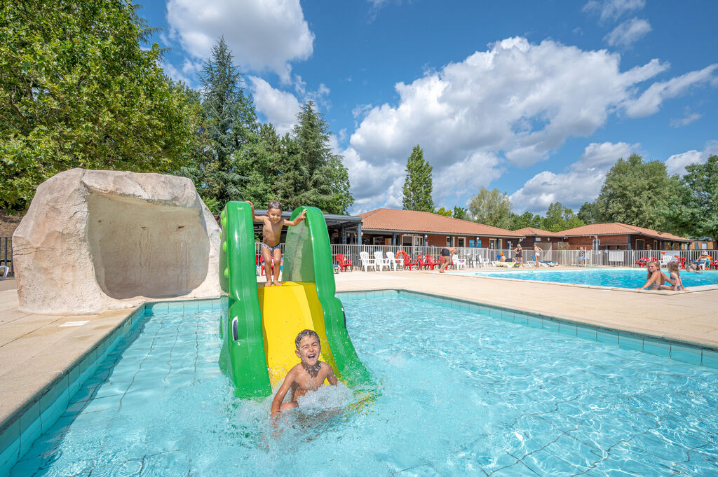 Les Portes du Beaujolais, Holiday Park Rhone Alpes - 14