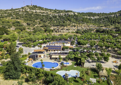 Außenpools, Wasserspiele, Luftaufnahme Camping CAPFUN Serra de Prades (43).