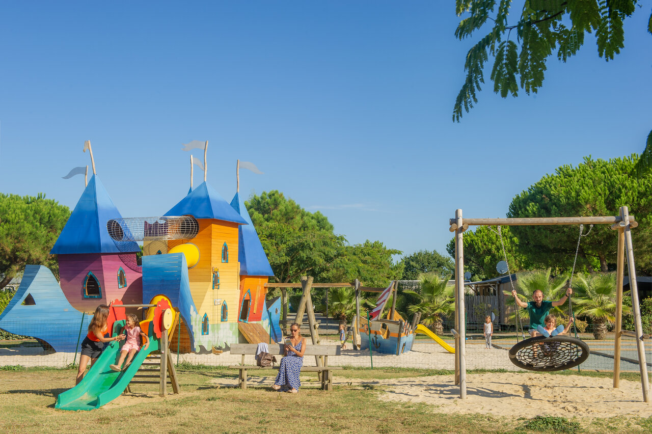 Kinderspelen op camping CAPFUN Quatre Vents d'Ol�ron in St Georges d�Ol�ron (17).