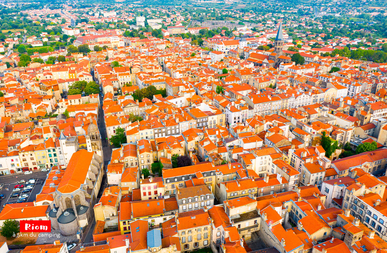 Historische Stadt Riom, Auvergne, in der N�he von Chatel-Guyon zu besuchen.
